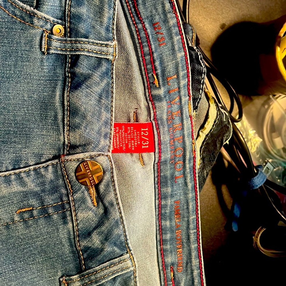 Liverpool boyfriend jeans-Pamela style
